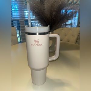 *NEW* baby pink Stanley cup